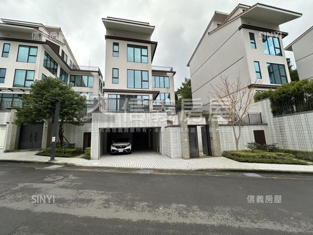 秀岡康橋旭電梯別墅房屋室內格局與周邊環境