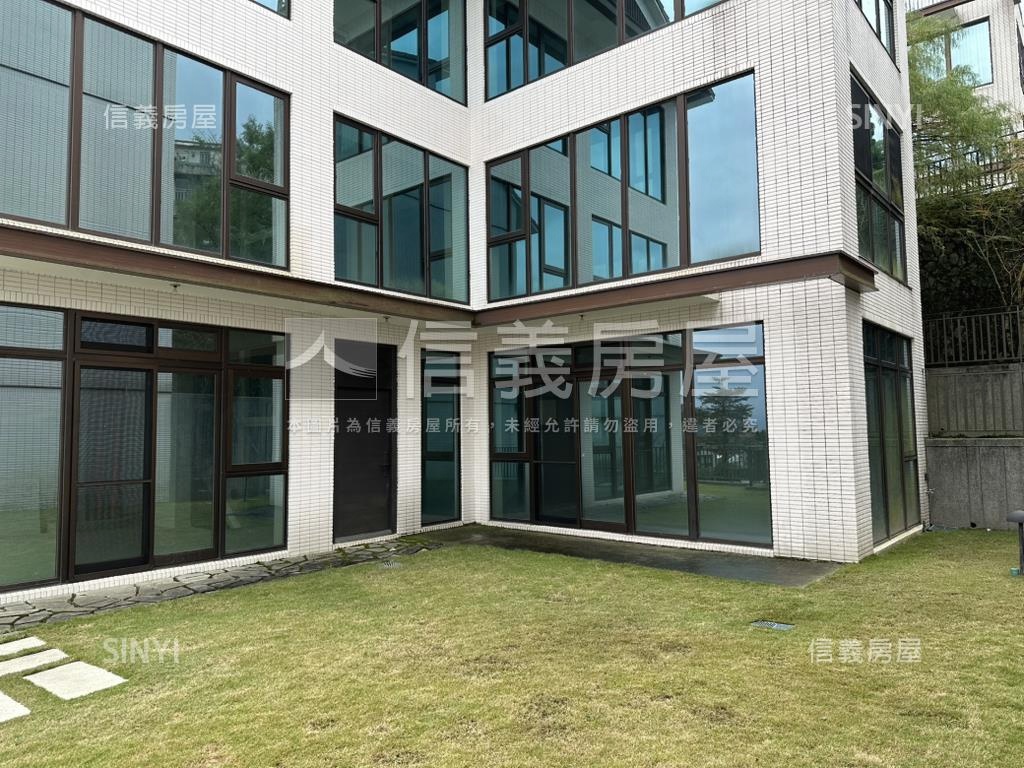 秀岡康橋旭電梯別墅房屋室內格局與周邊環境
