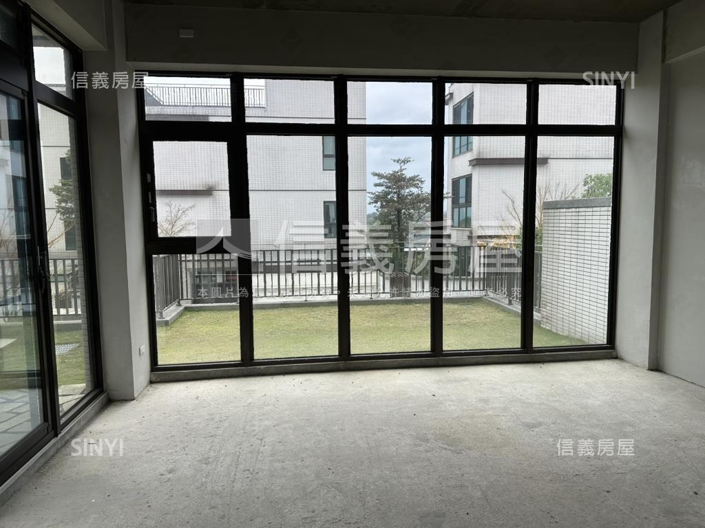 秀岡康橋旭電梯別墅房屋室內格局與周邊環境