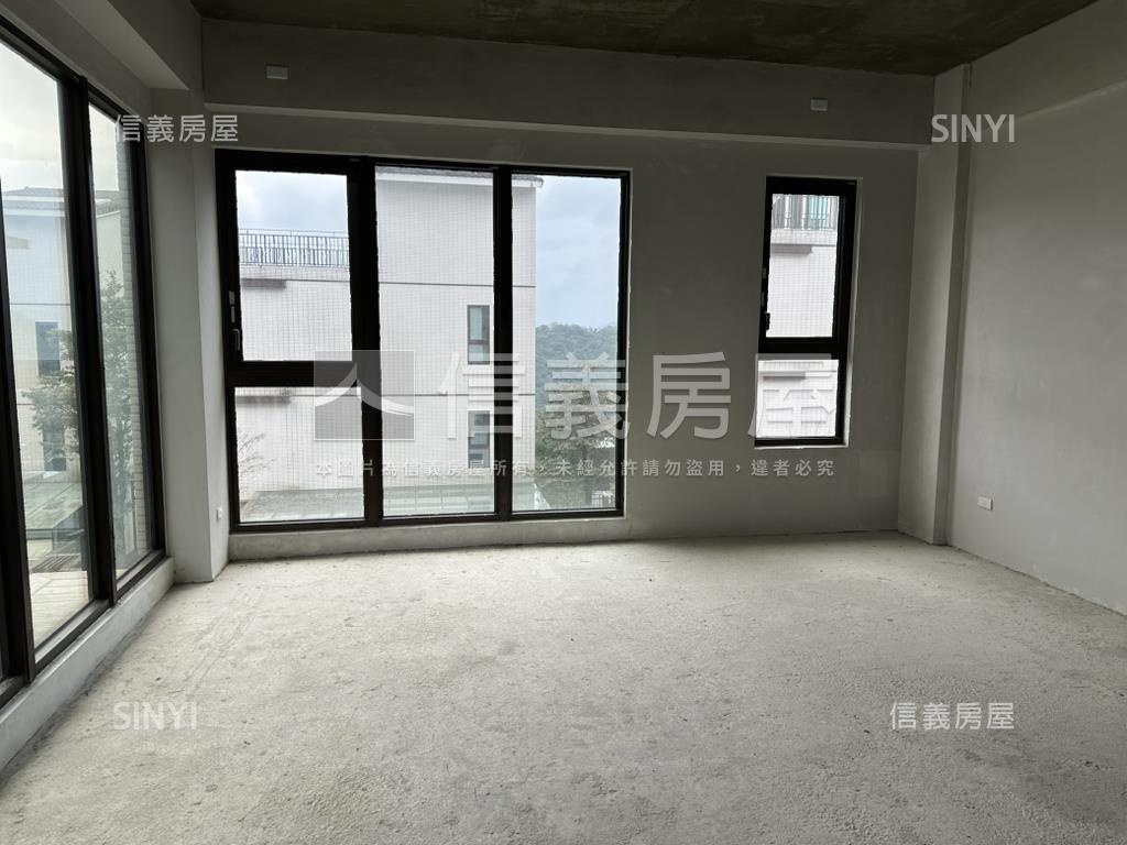 秀岡康橋旭電梯別墅房屋室內格局與周邊環境