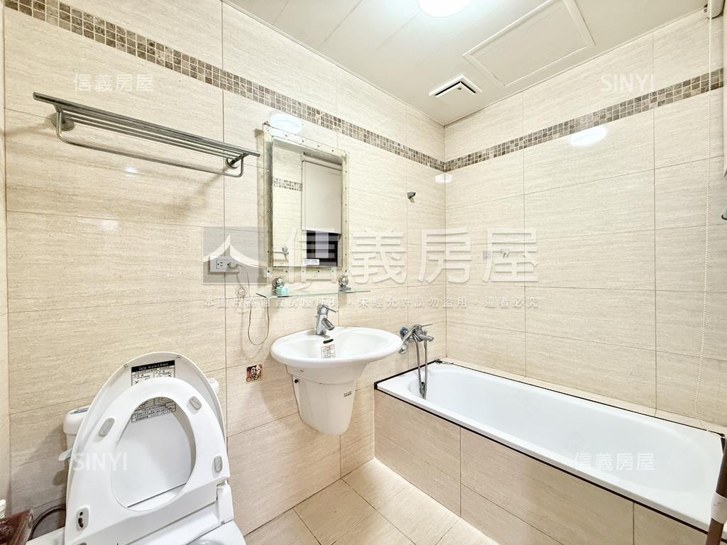高陞裝潢四房美屋房屋室內格局與周邊環境