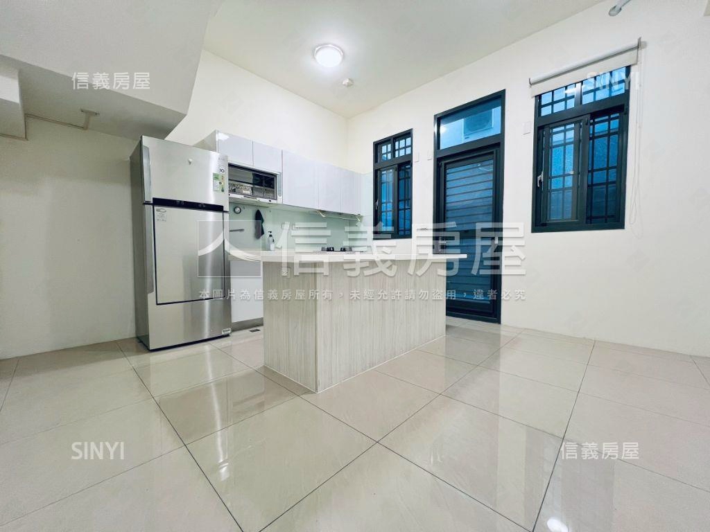 清水世紀虹十年內美透天房屋室內格局與周邊環境