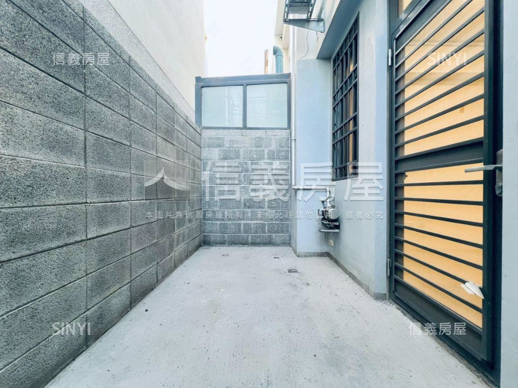 清水世紀虹十年內美透天房屋室內格局與周邊環境