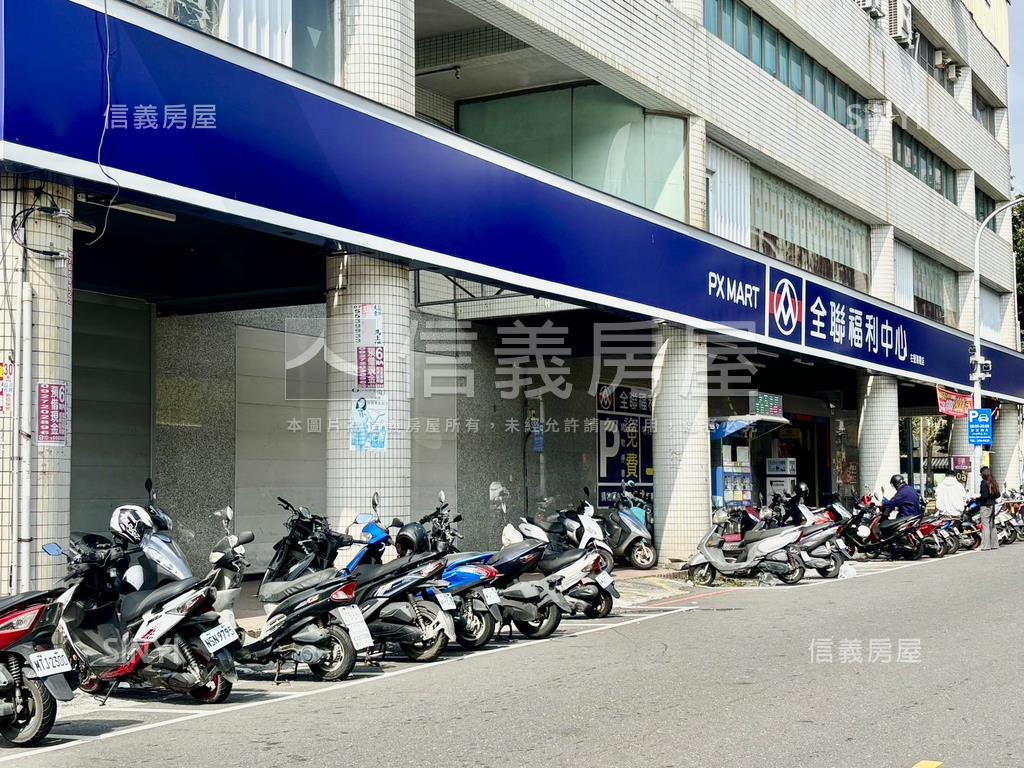 近市場世運臨路透天店面房屋室內格局與周邊環境