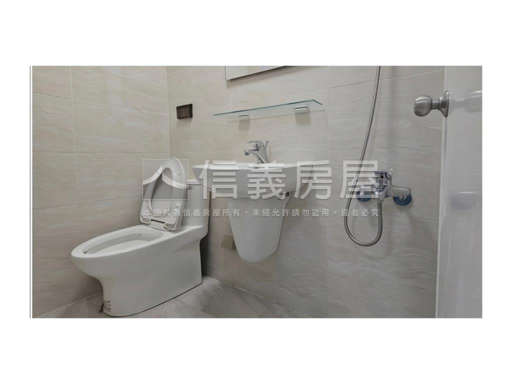 新米蘭御境美大三房房屋室內格局與周邊環境