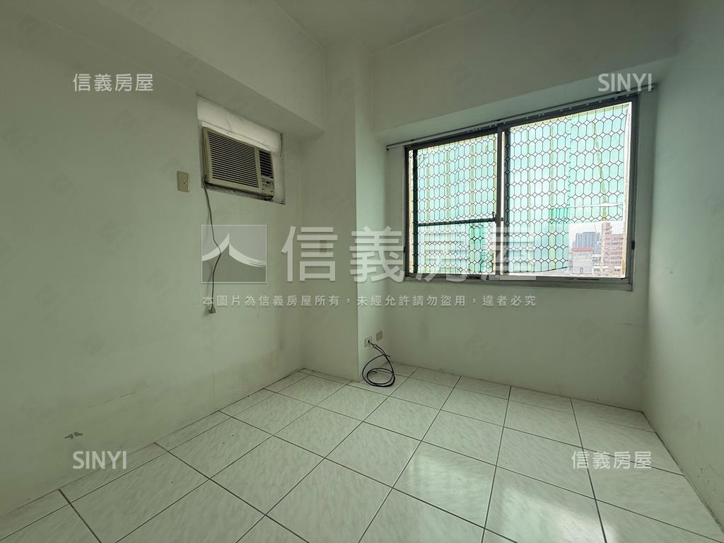 亞灣區河景兩房美宅房屋室內格局與周邊環境