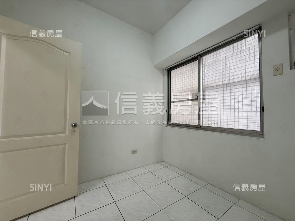 亞灣區河景兩房美宅房屋室內格局與周邊環境