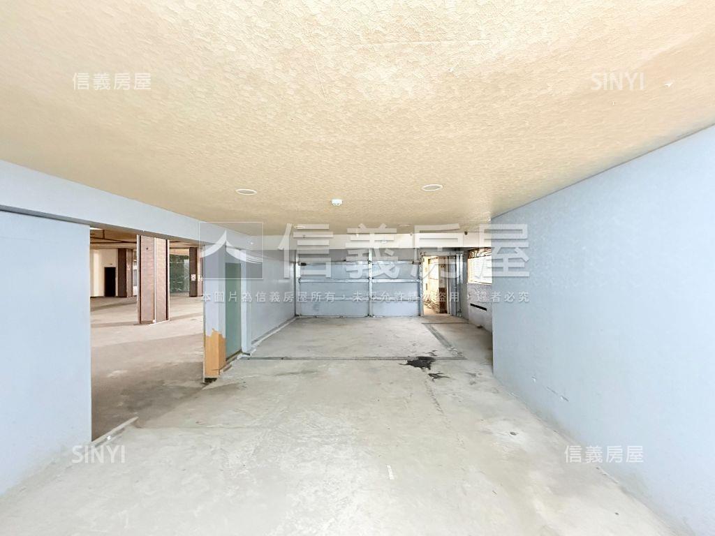 近捷運都計內農地有鐵皮屋房屋室內格局與周邊環境