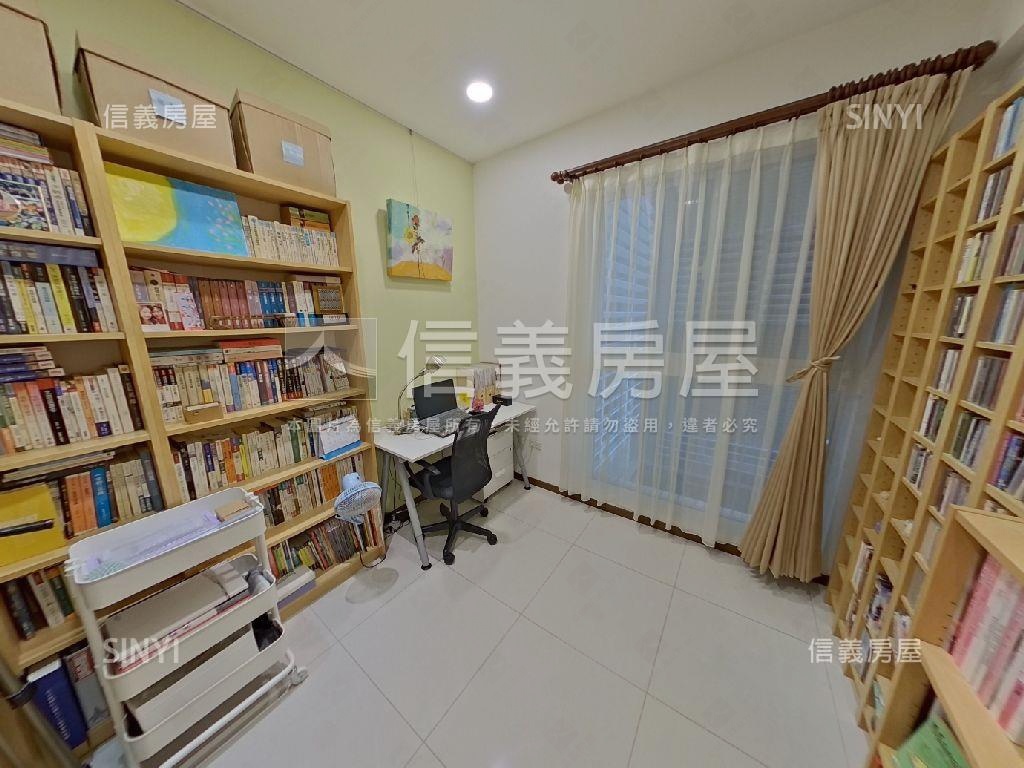 名軒皇城三面採光面中庭房屋室內格局與周邊環境
