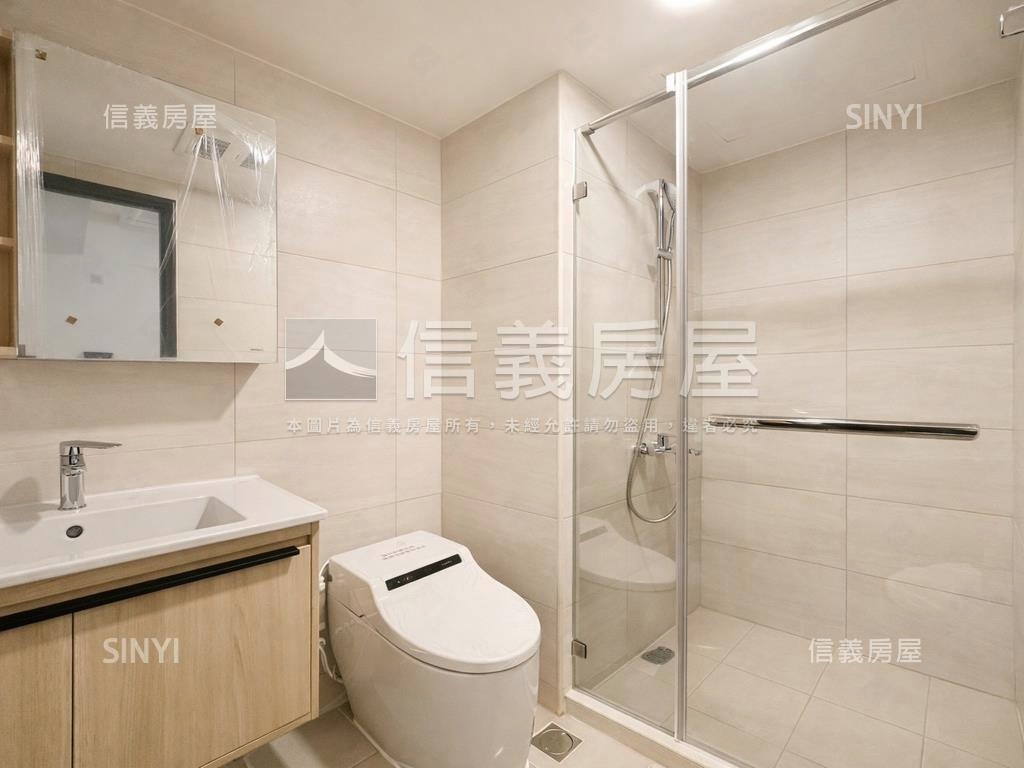 河堤世界平車美宅房屋室內格局與周邊環境