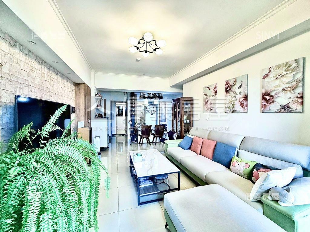 市心絕版格局美裝四房平車房屋室內格局與周邊環境