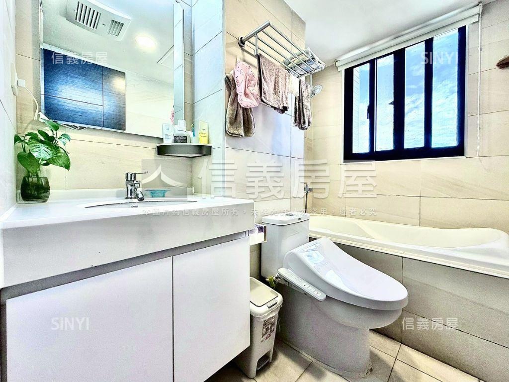 市心絕版格局美裝四房平車房屋室內格局與周邊環境