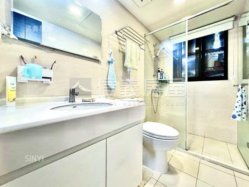 市心絕版格局美裝四房平車房屋室內格局與周邊環境