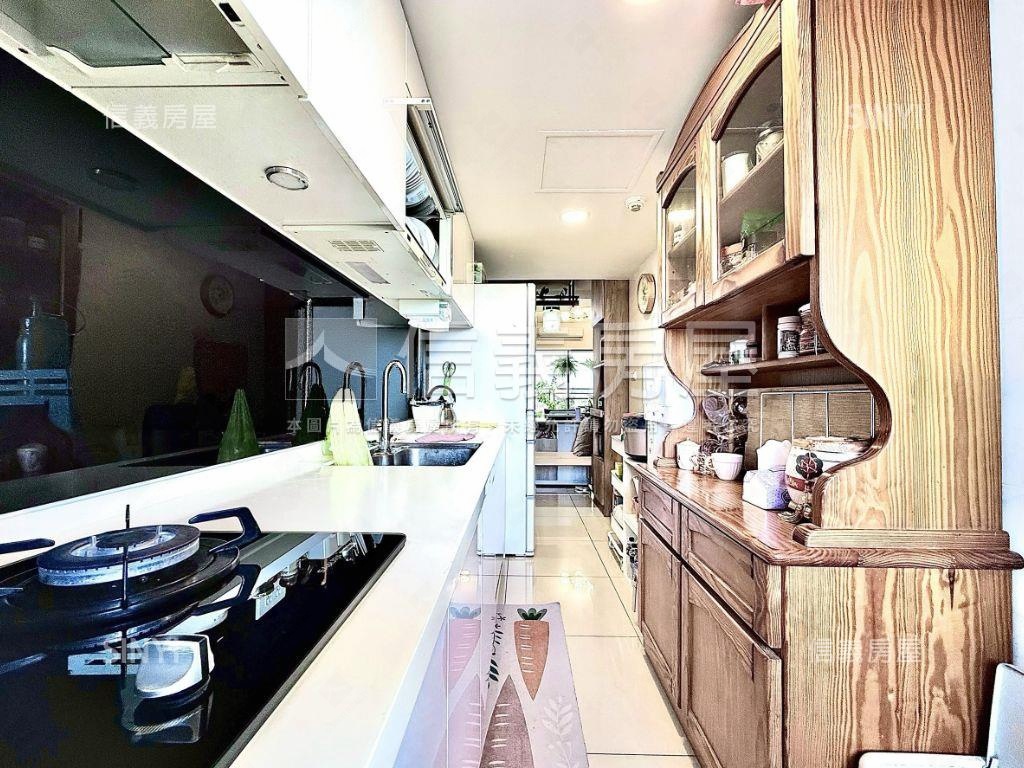 市心絕版格局美裝四房平車房屋室內格局與周邊環境