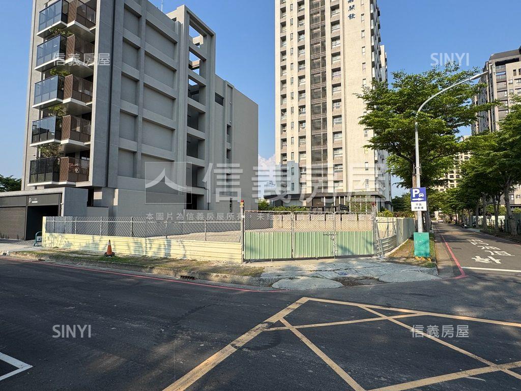 公園綠地旁大地坪方正土地房屋室內格局與周邊環境
