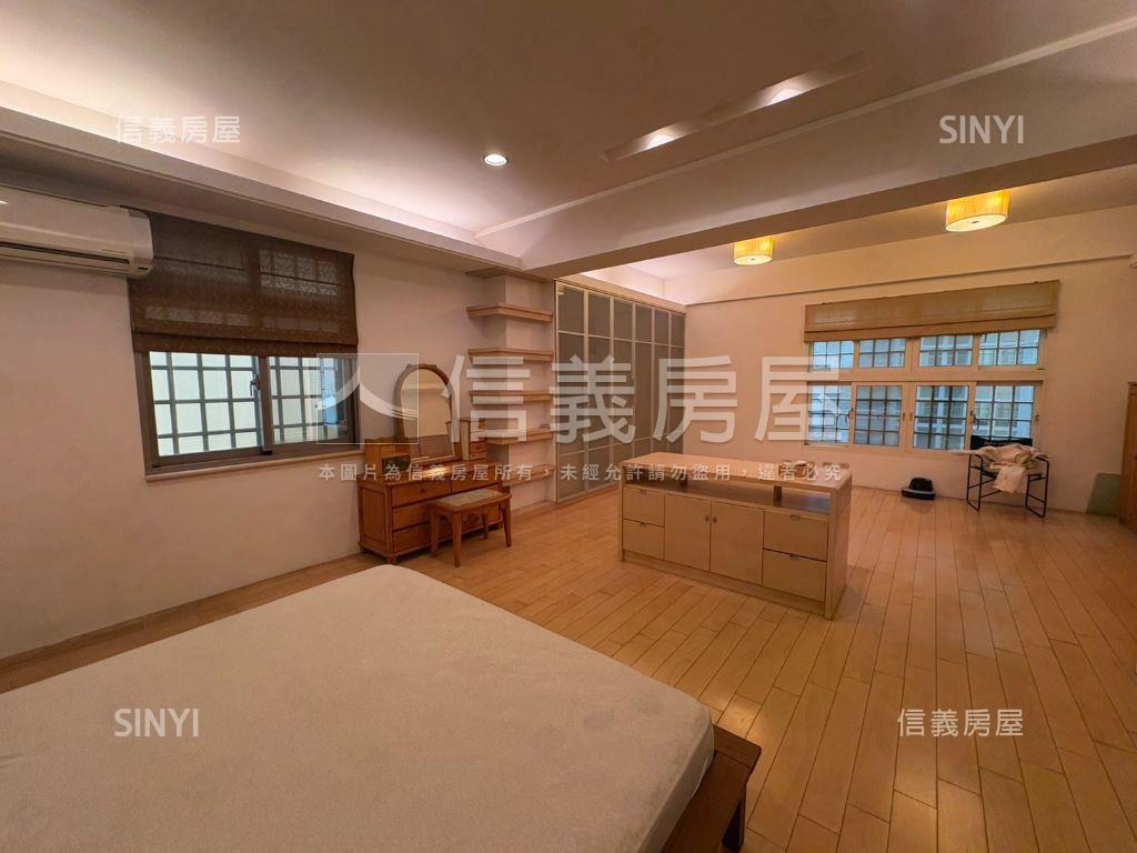 龍昌路傳世豪邸房屋室內格局與周邊環境