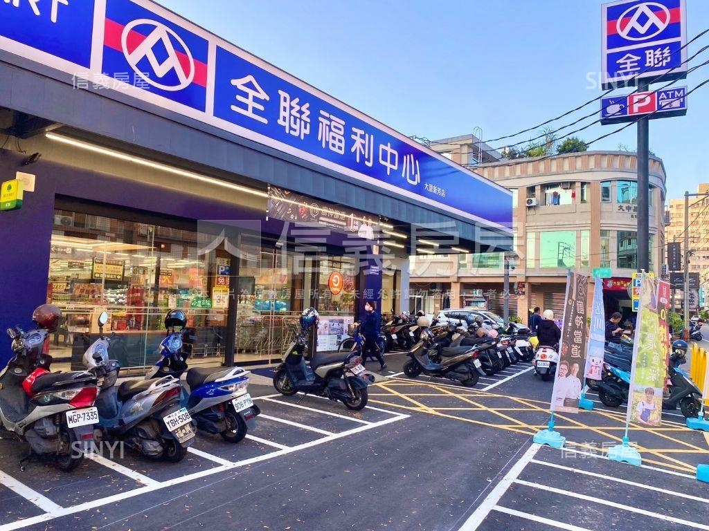 大里二期四房平面車位房屋室內格局與周邊環境