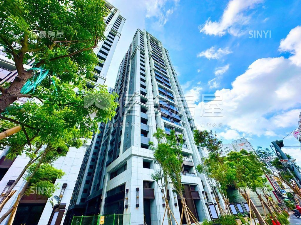 皇普誠意出售高樓兩房平車房屋室內格局與周邊環境