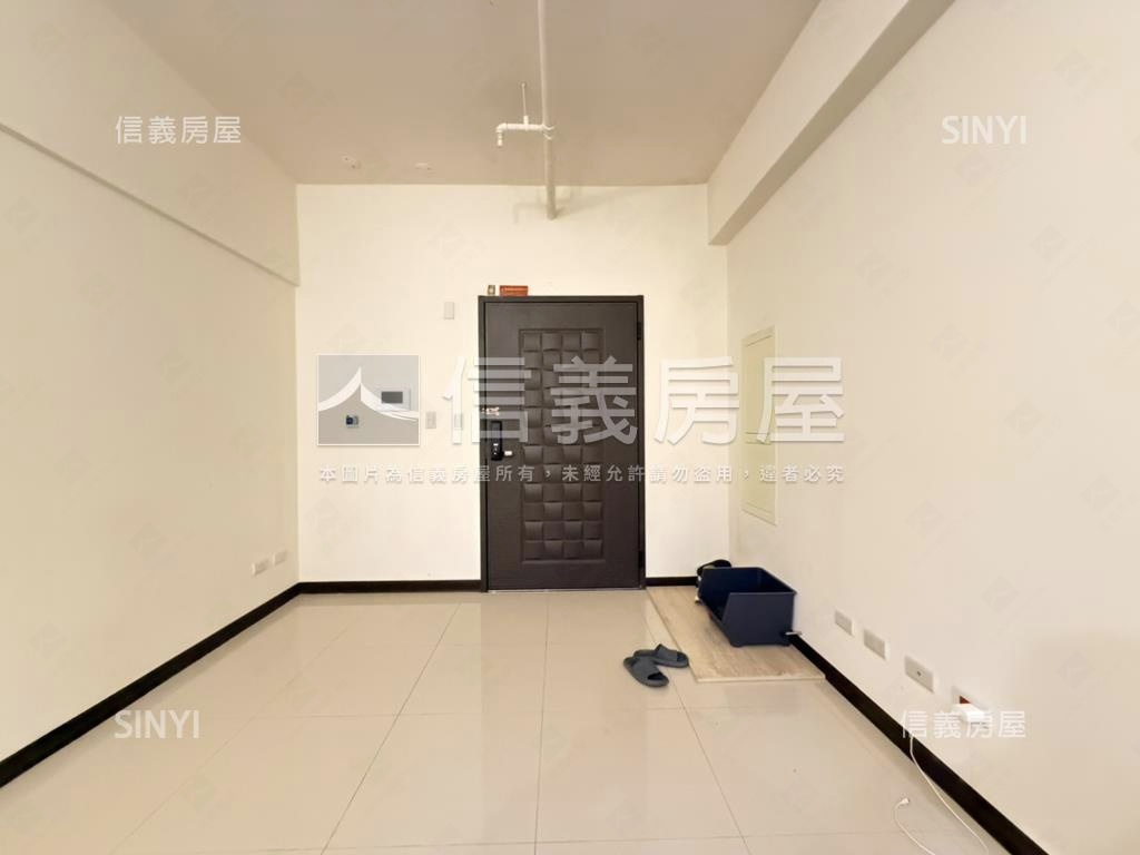 皇普誠意出售高樓兩房平車房屋室內格局與周邊環境