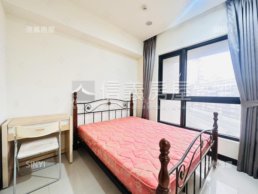 一品稀有１＋１加坡平車位房屋室內格局與周邊環境