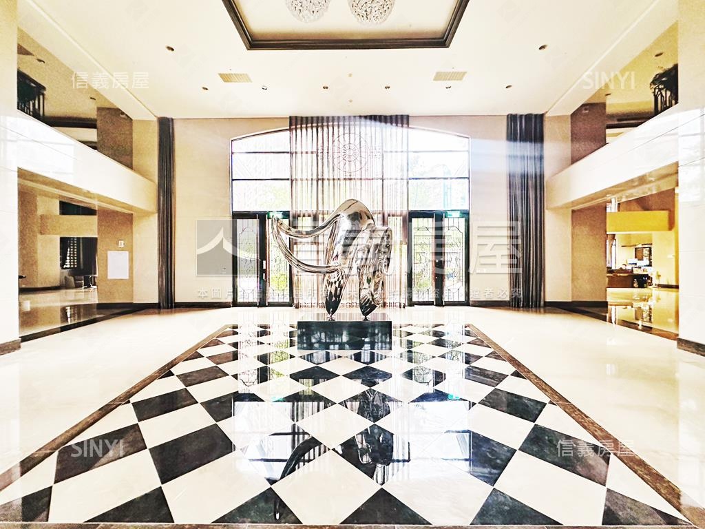 一品稀有１＋１加坡平車位房屋室內格局與周邊環境