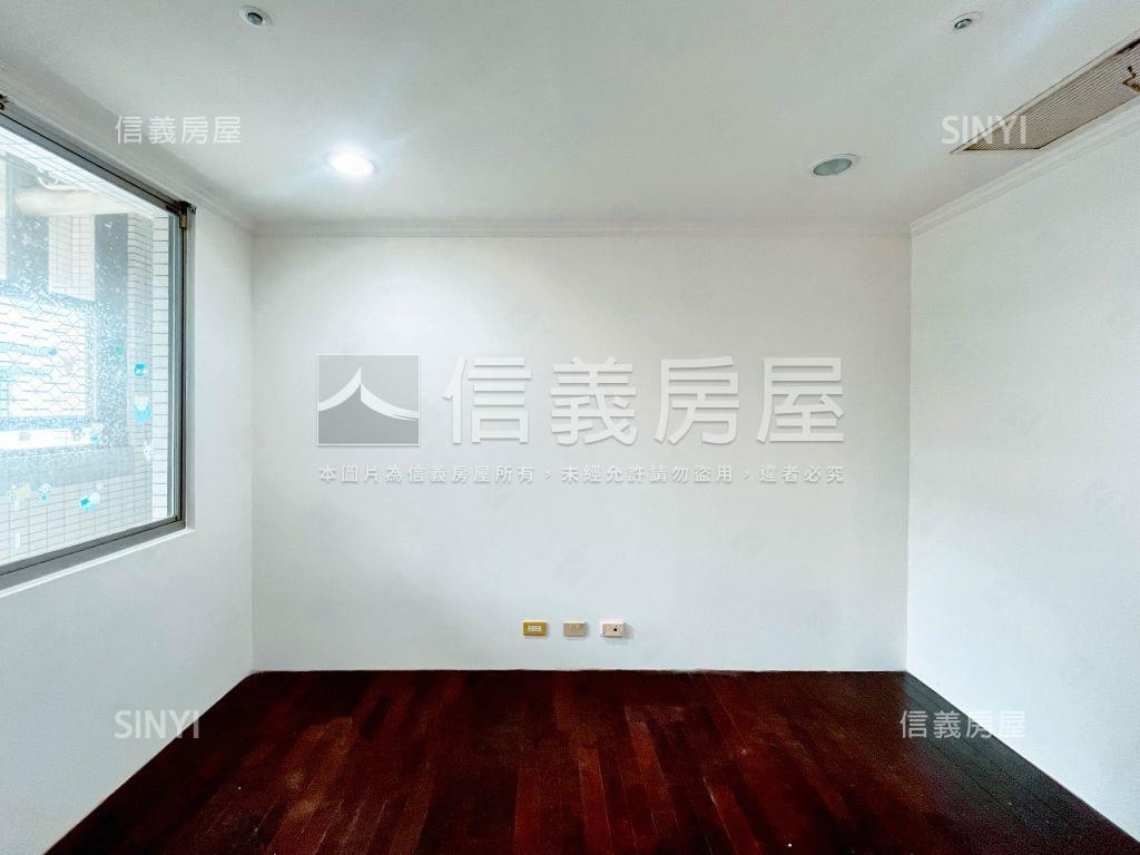 黎明河南三采採光四房平車房屋室內格局與周邊環境