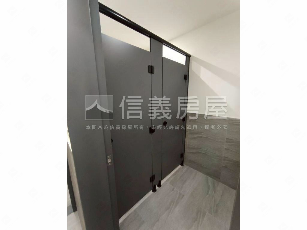 忠孝９８美景三戶純辦房屋室內格局與周邊環境