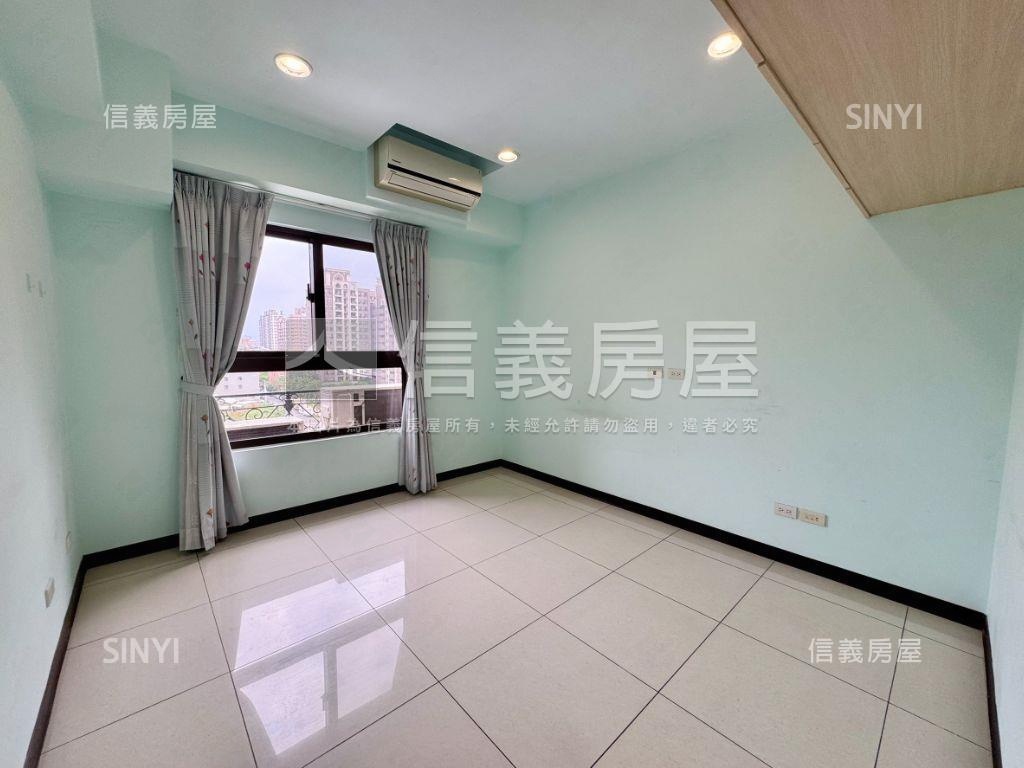 稀有釋出三房雙車位看這裡房屋室內格局與周邊環境