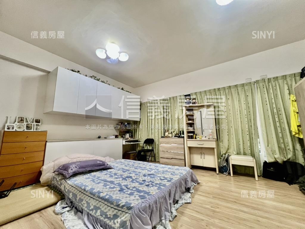 屋齡約１４年美透店房屋室內格局與周邊環境