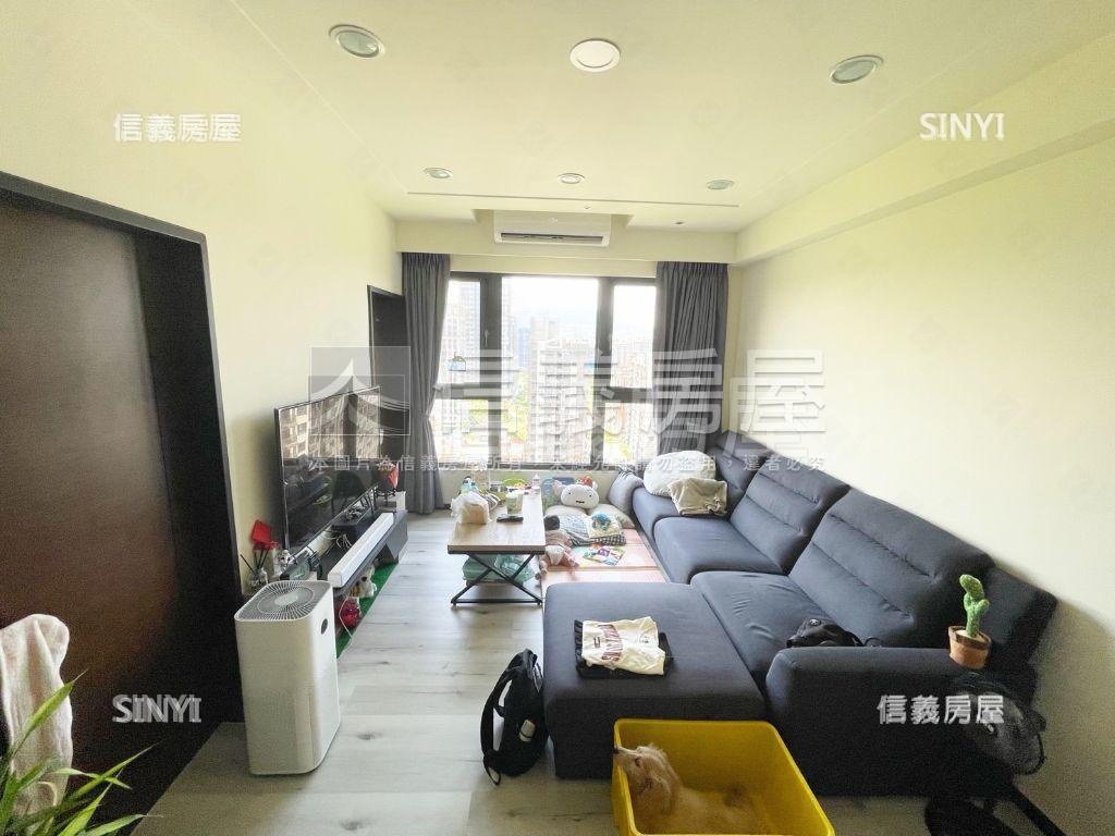 新潤陽光裝潢雙陽台三房房屋室內格局與周邊環境