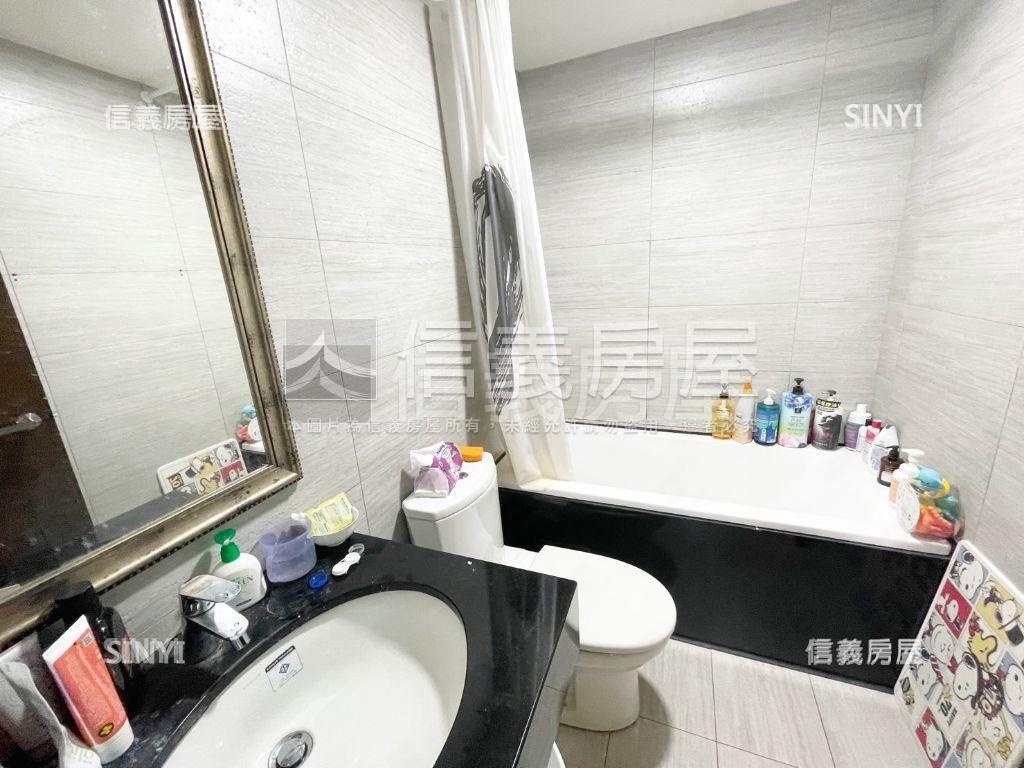 新潤陽光裝潢雙陽台三房房屋室內格局與周邊環境