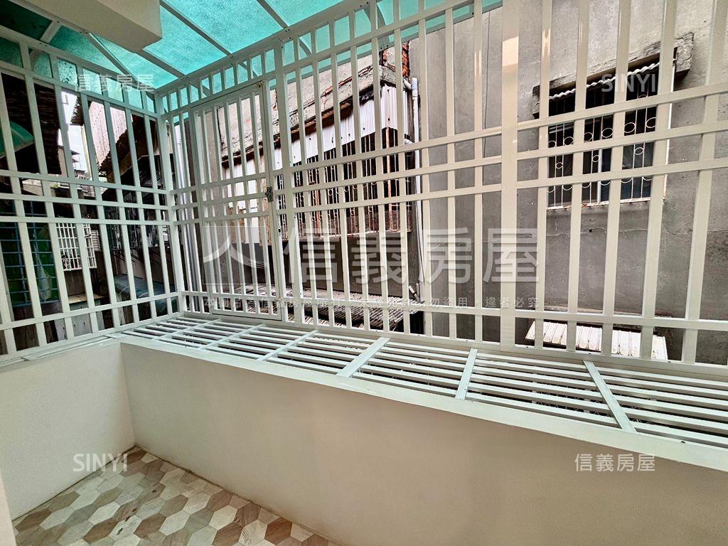 全新裝潢大兩房美寓房屋室內格局與周邊環境