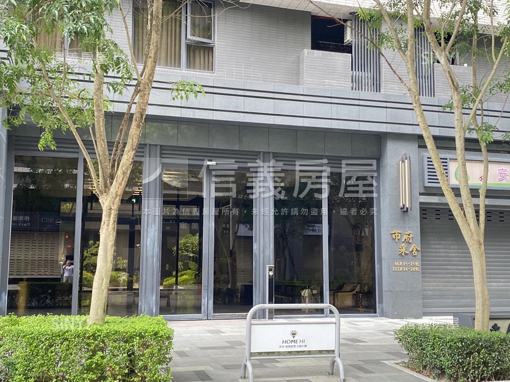 樹梢市府采舍３房車位房屋室內格局與周邊環境