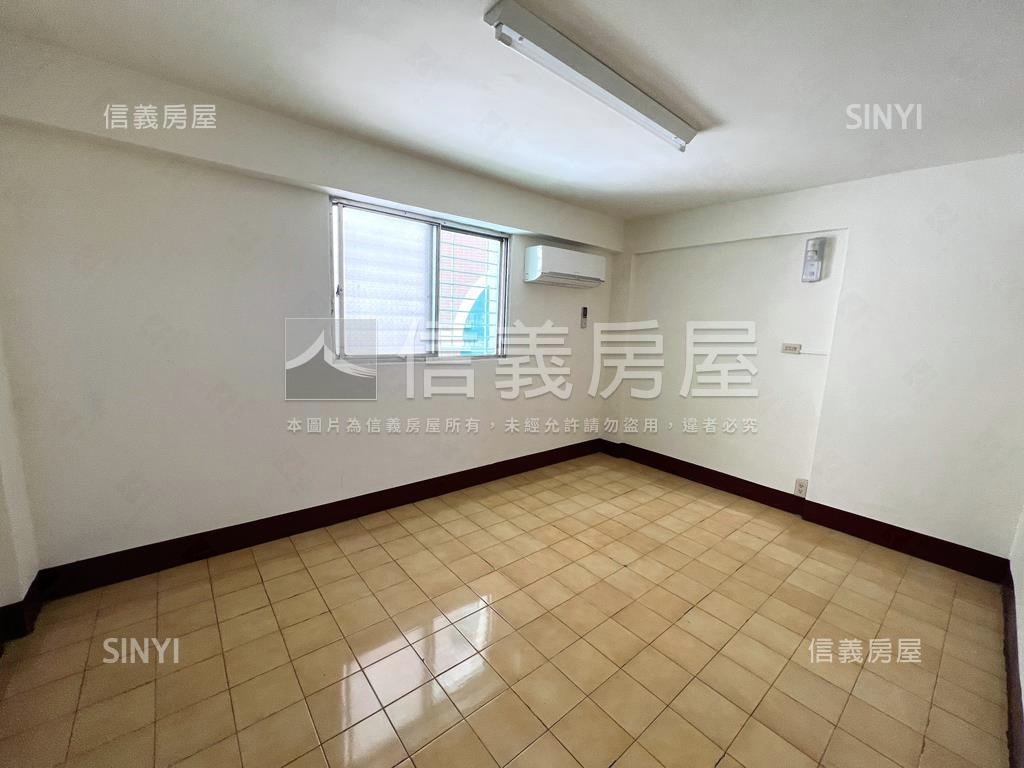 近成大長榮古早味透天房屋室內格局與周邊環境