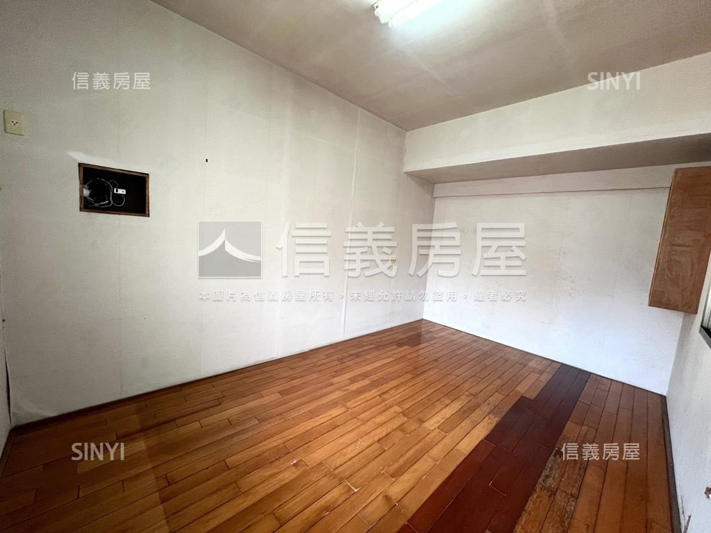 近成大長榮古早味透天房屋室內格局與周邊環境