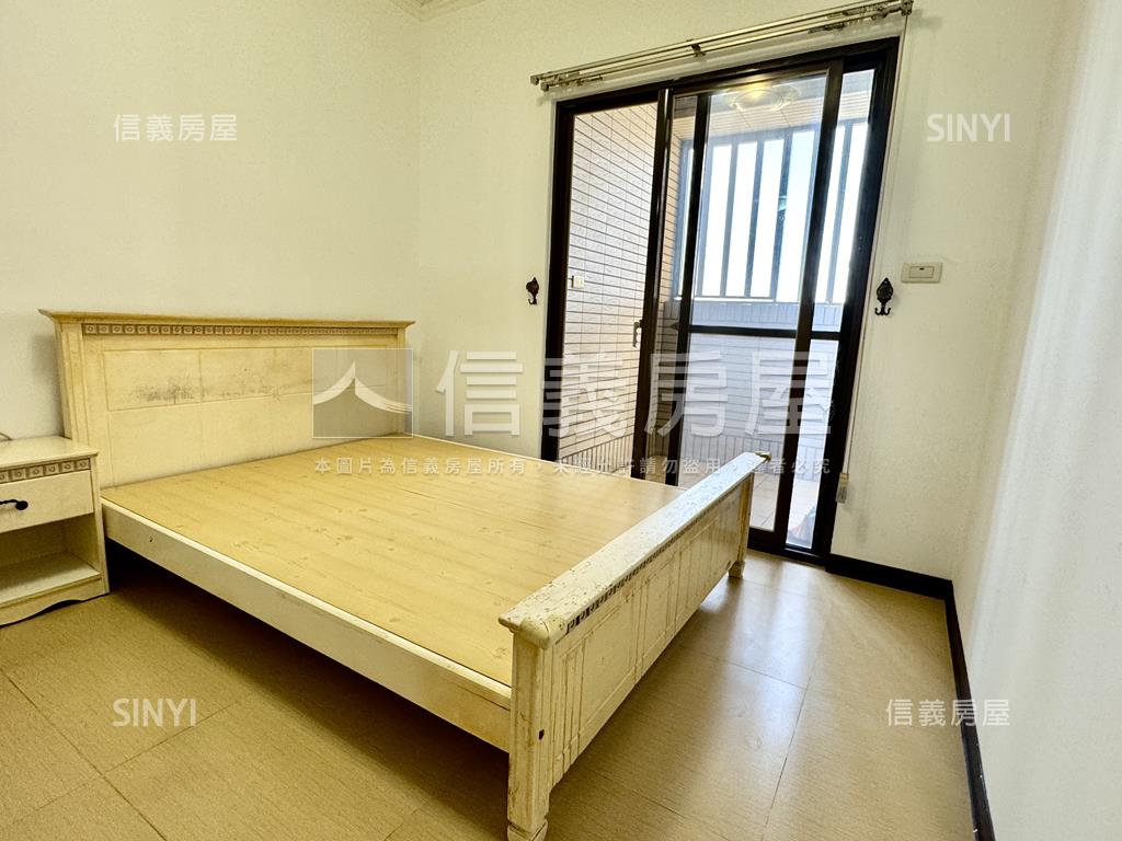 未來１房１聽平面車位房屋室內格局與周邊環境