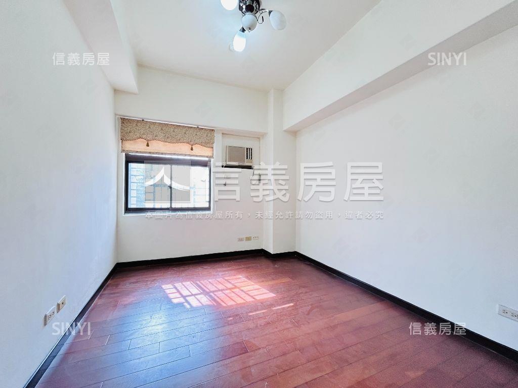 近未來棕線陸光大三房車位房屋室內格局與周邊環境