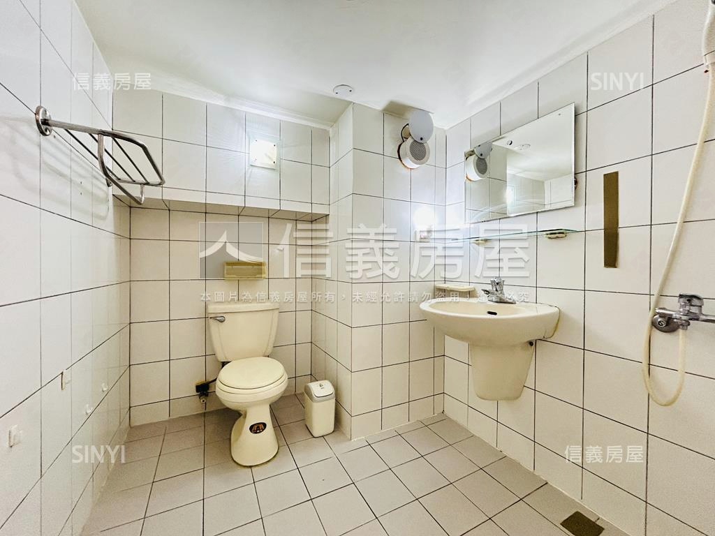 近三民高中發現新大陸房屋室內格局與周邊環境