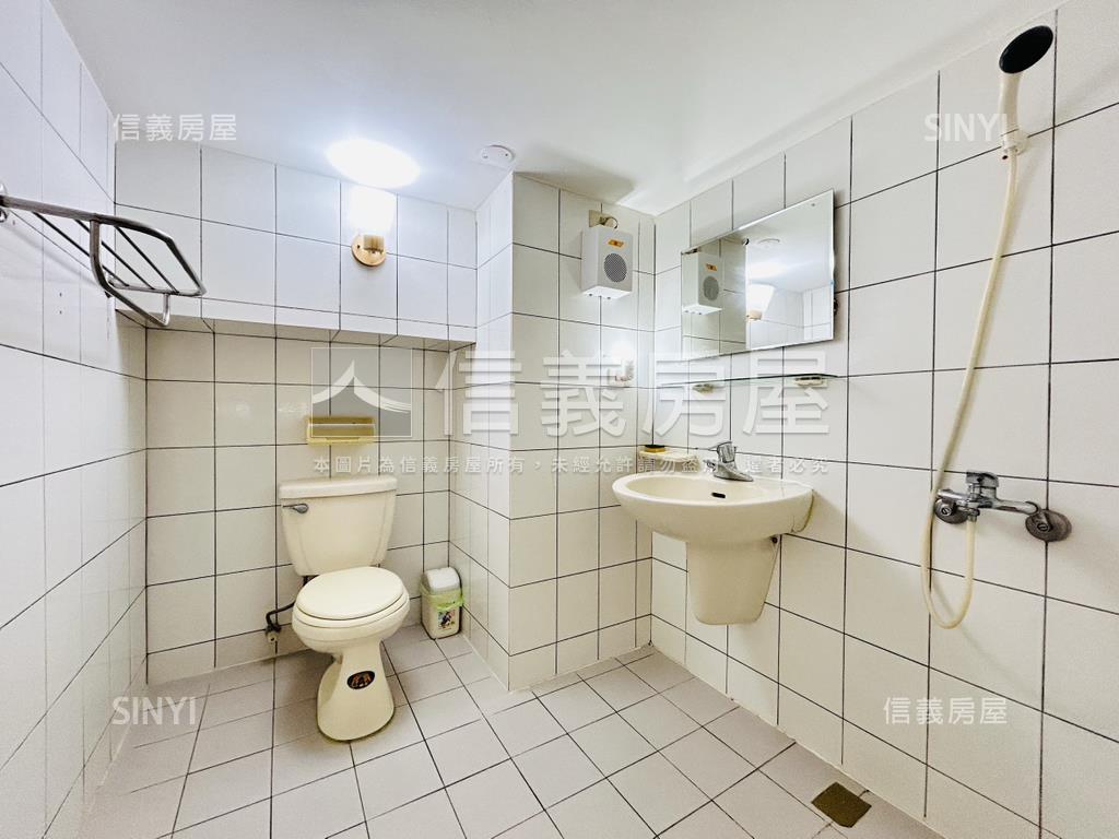 近三民高中發現新大陸房屋室內格局與周邊環境