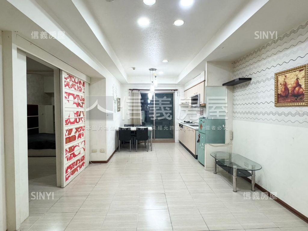 公園芳鄰美裝兩房房屋室內格局與周邊環境