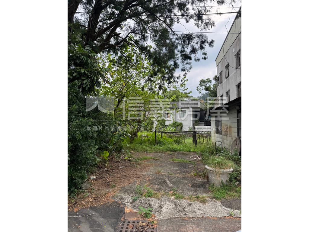 屈尺土地誠意可談房屋室內格局與周邊環境