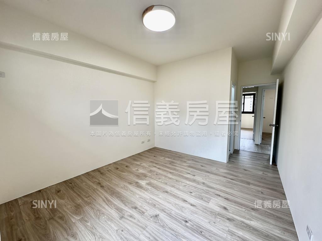 世界花園高樓層全新裝潢房屋室內格局與周邊環境