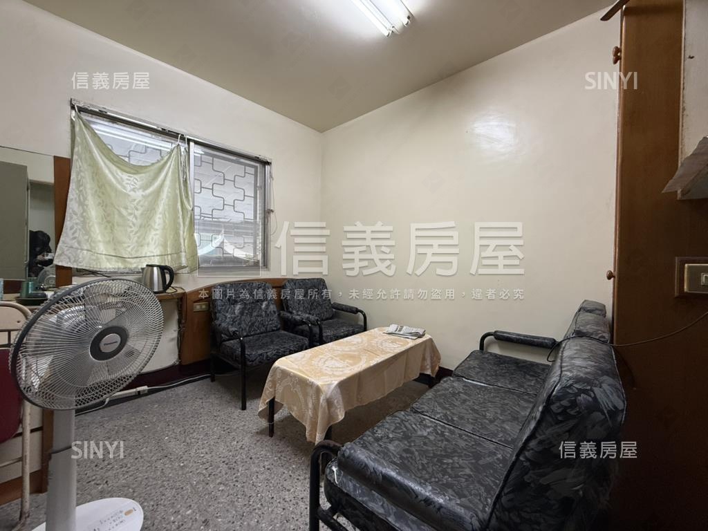 南區約１０米面寬一樓寓房屋室內格局與周邊環境