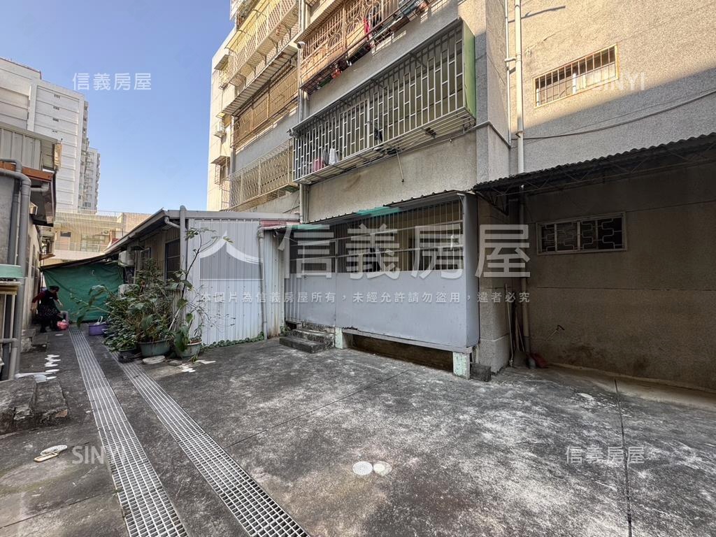 南區約１０米面寬一樓寓房屋室內格局與周邊環境