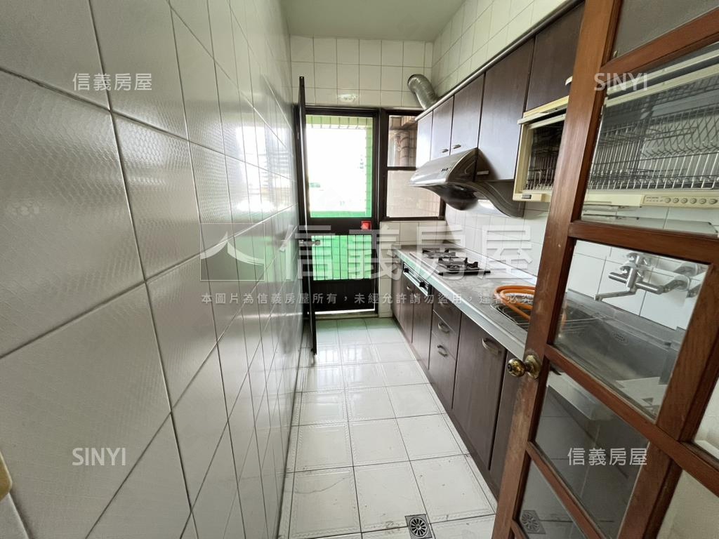 信義五福學區阿波羅大四房房屋室內格局與周邊環境