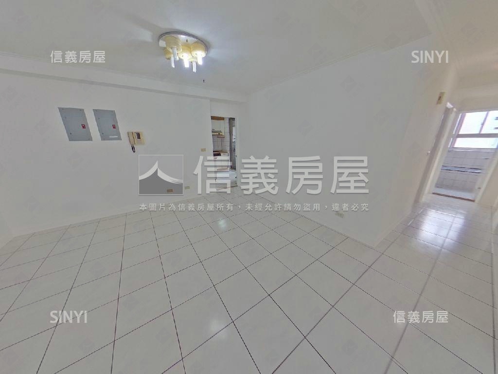 鄰近裕隆城電梯大４房房屋室內格局與周邊環境