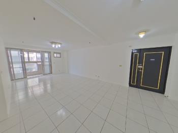 鄰近裕隆城電梯大４房