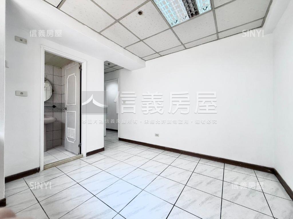 西屯低總價！高樓採光三房房屋室內格局與周邊環境
