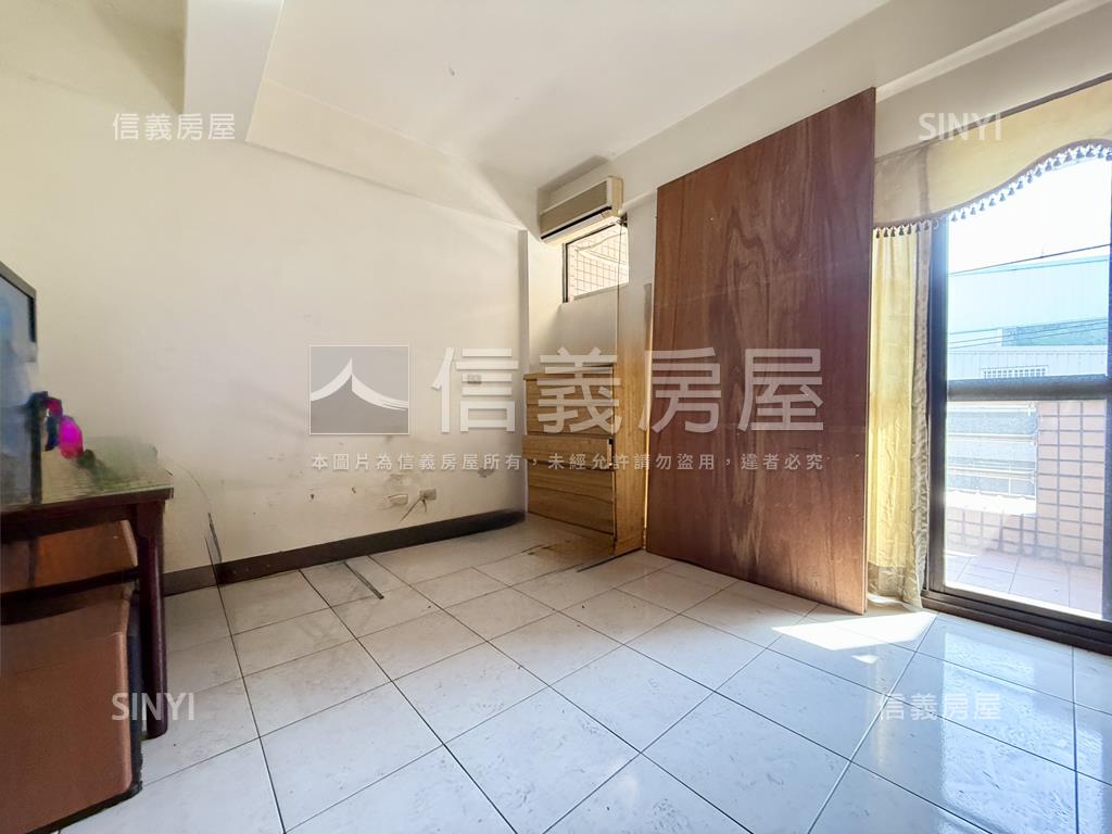 店長強推⭐騎樓正街透天房屋室內格局與周邊環境