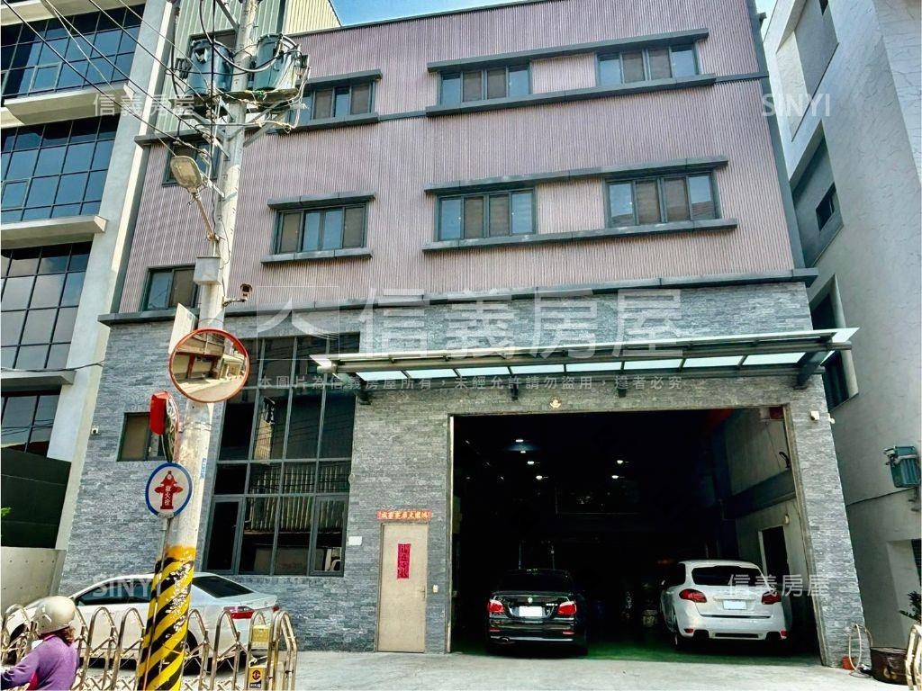 屋齡約４年內優質大里廠辦房屋室內格局與周邊環境